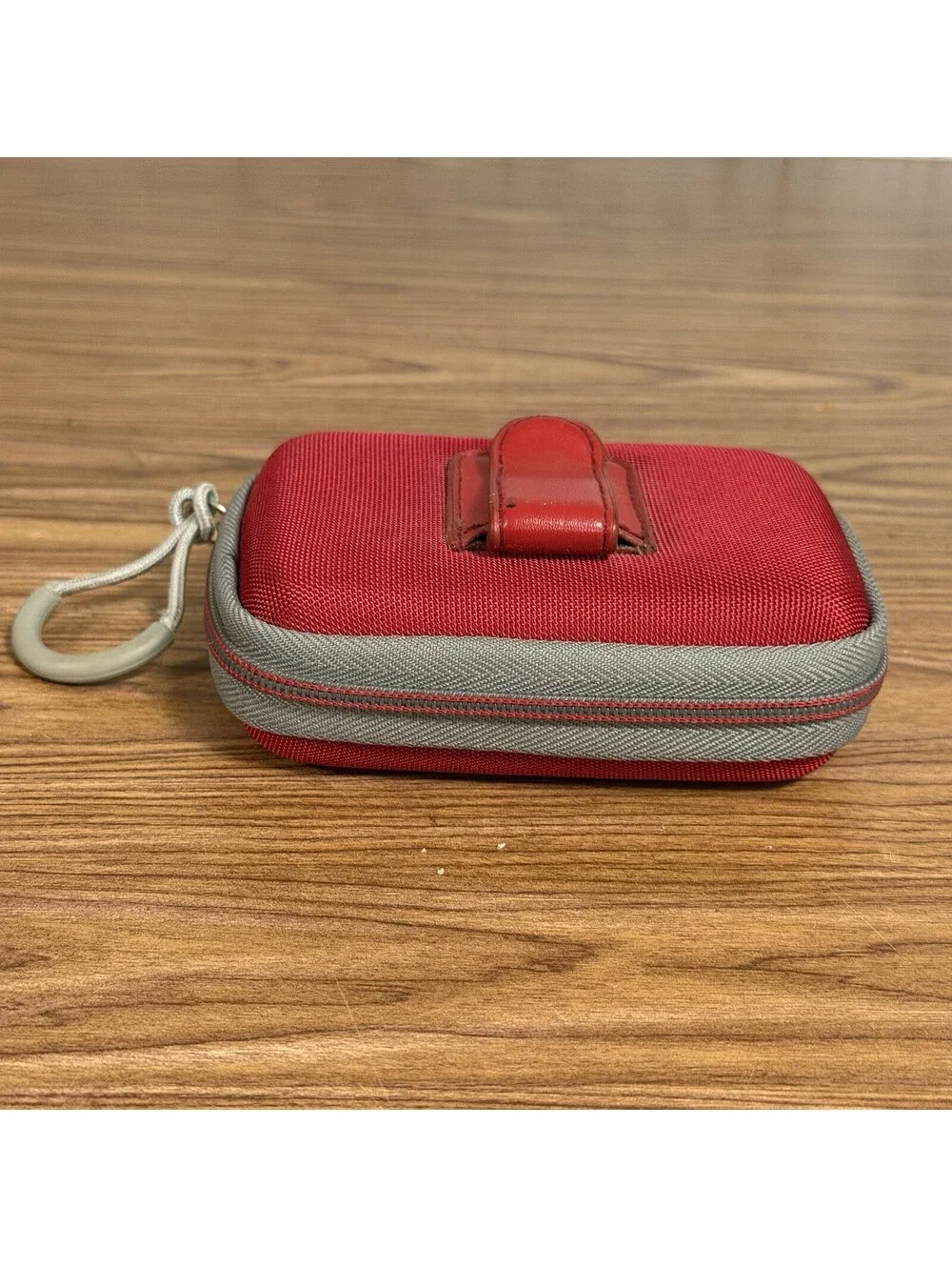 KODAK EASYSHARE C195 DIGITAL CAMERA BUNDLE - 14.0MP, RED, 4GB SD CARD